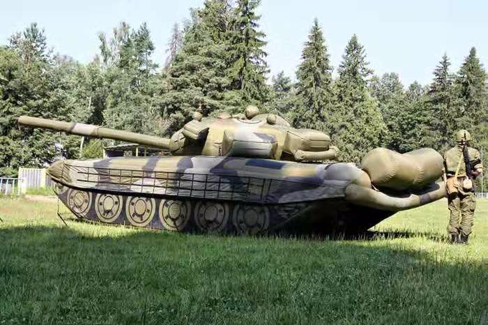 固原军用大型坦克